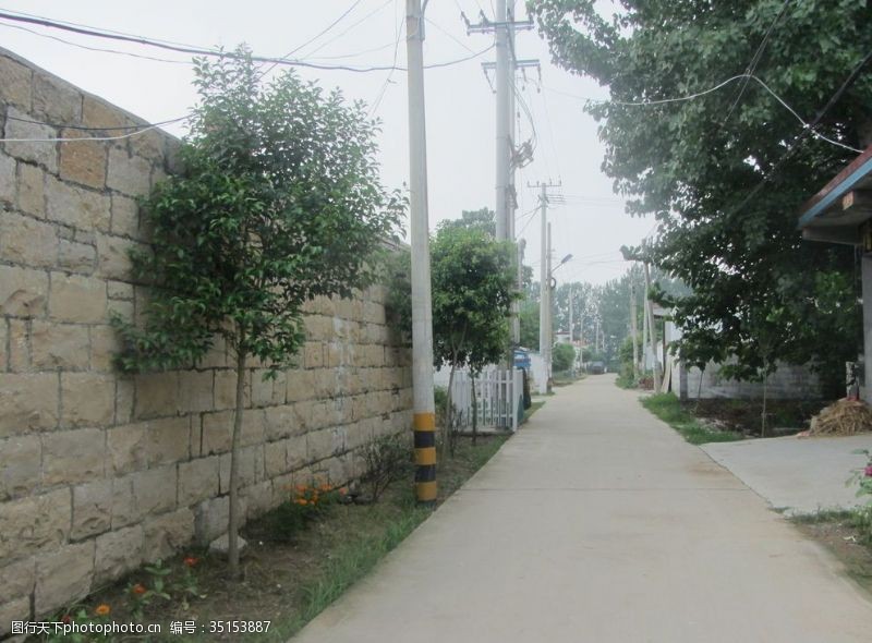 农村土路乡村道路