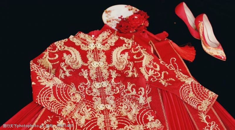 大红袍中式婚礼服
