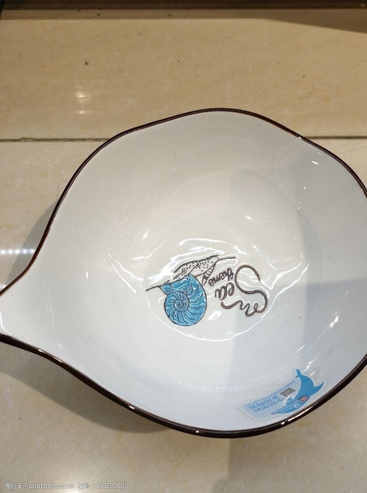 陶瓷器皿盘子