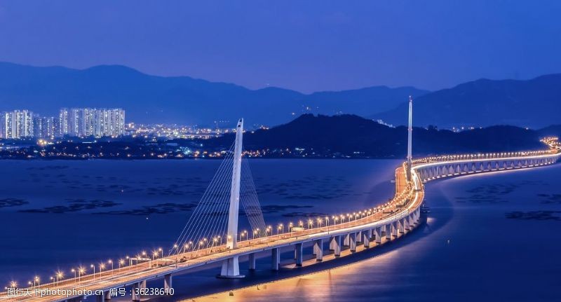 高空俯拍深圳湾大桥