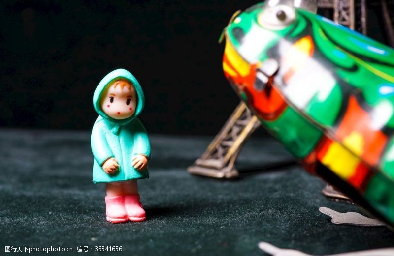 铁皮玩具微缩模型摄影之小梅与青蛙