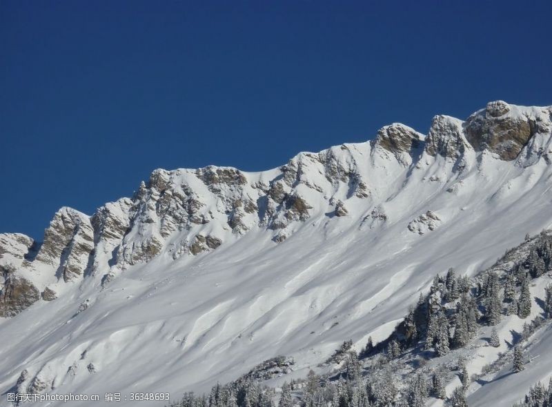 雄伟的山瑞士策马特峰自然风景