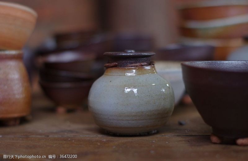 陶瓷器皿茶叶罐