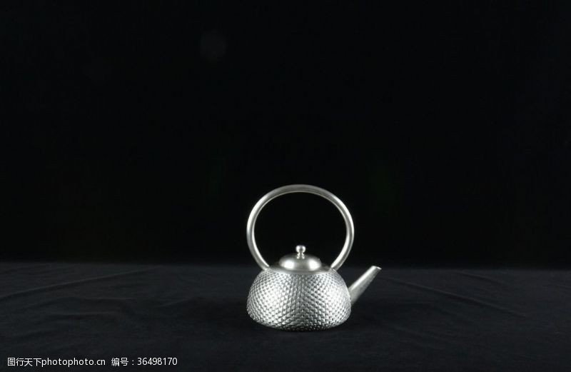 古典茶壶银壶