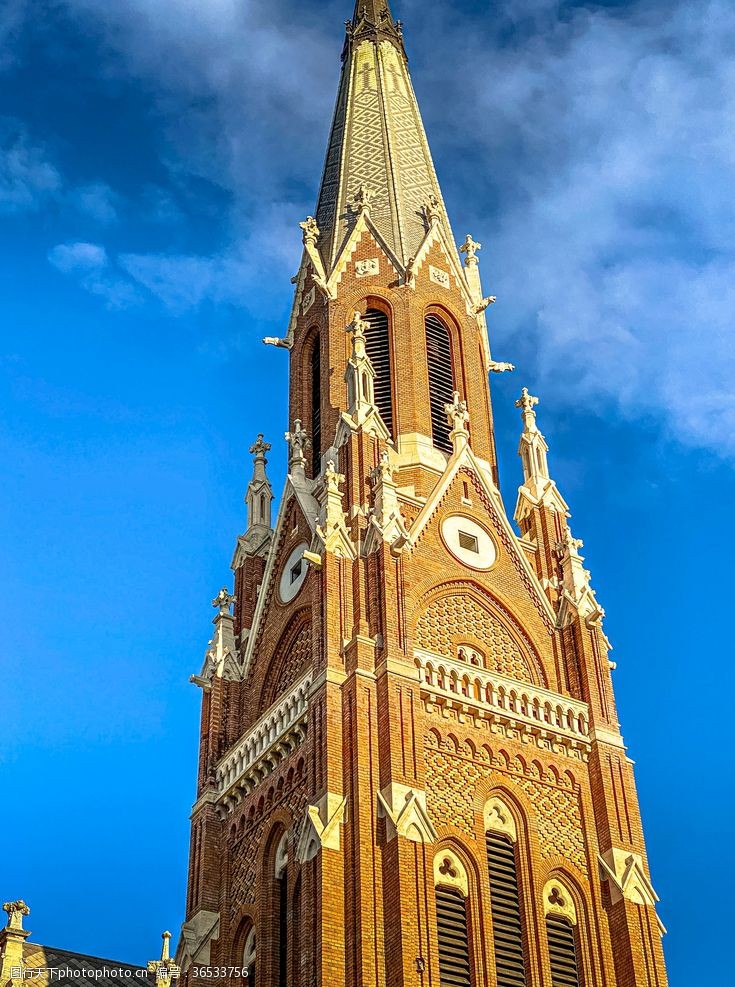 构图唯美布达佩斯教堂