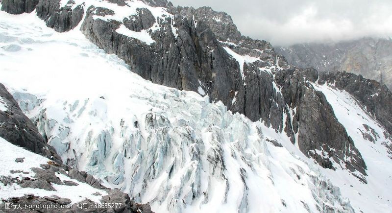 登山运动雪山冰川