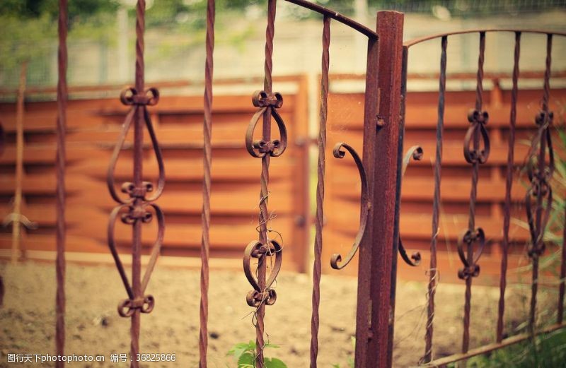 铁艺围墙栅栏篱笆木栏围栏围墙