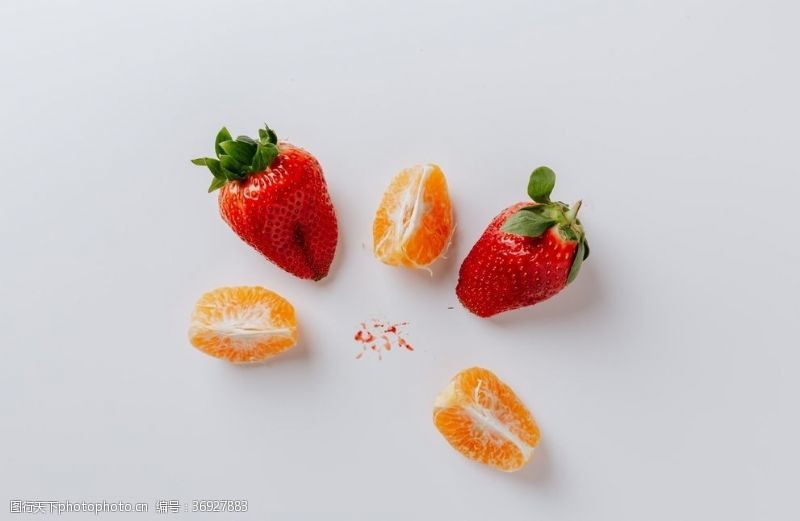 新的草莓水果