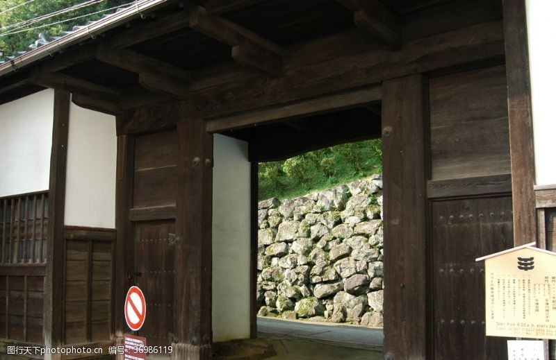 日本风情古建木大门