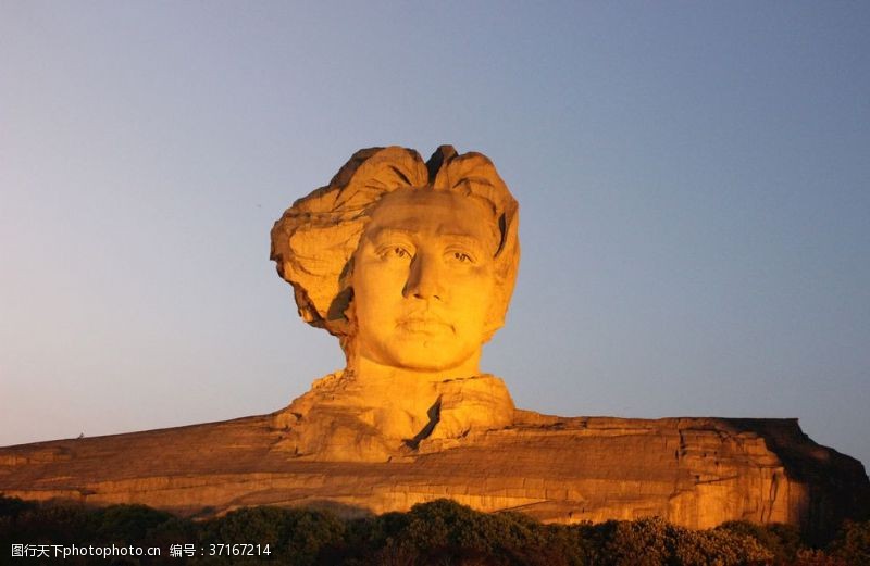 长沙橘子洲头旅游夜景毛泽东雕像