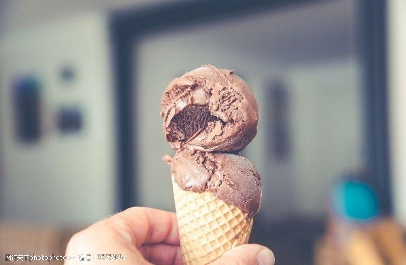 甜点冰淇淋