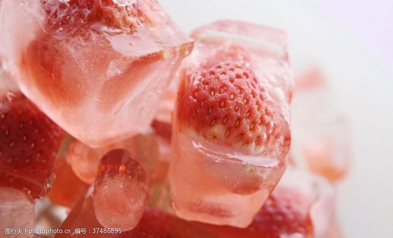 快餐草莓冰块