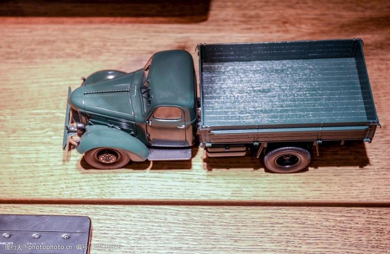小型解放牌高档车模玩具