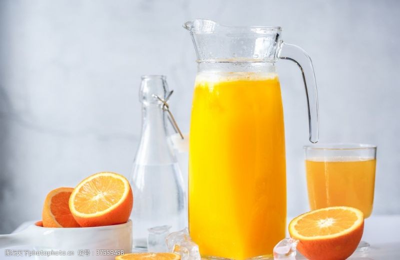 夏天橙汁夏季鲜榨橙汁果