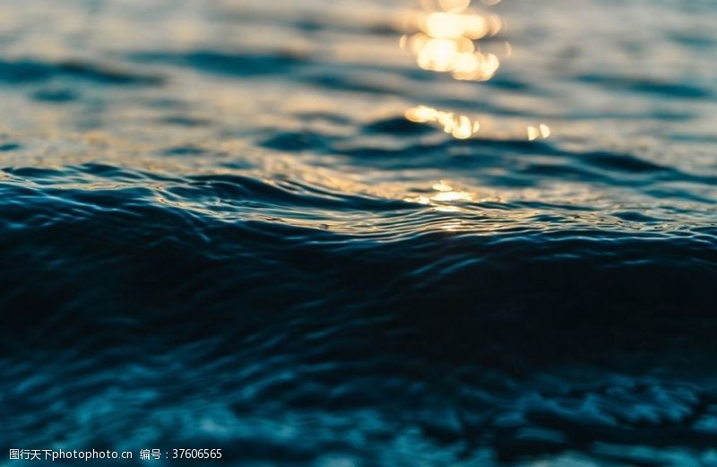 马尔代夫海景浪花海浪波涛波浪