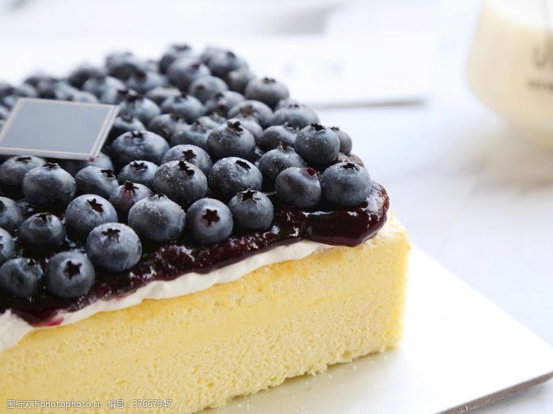 鲜花坊蓝莓蛋糕