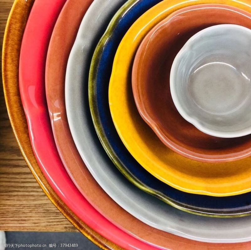 艺术品彩色陶瓷碗