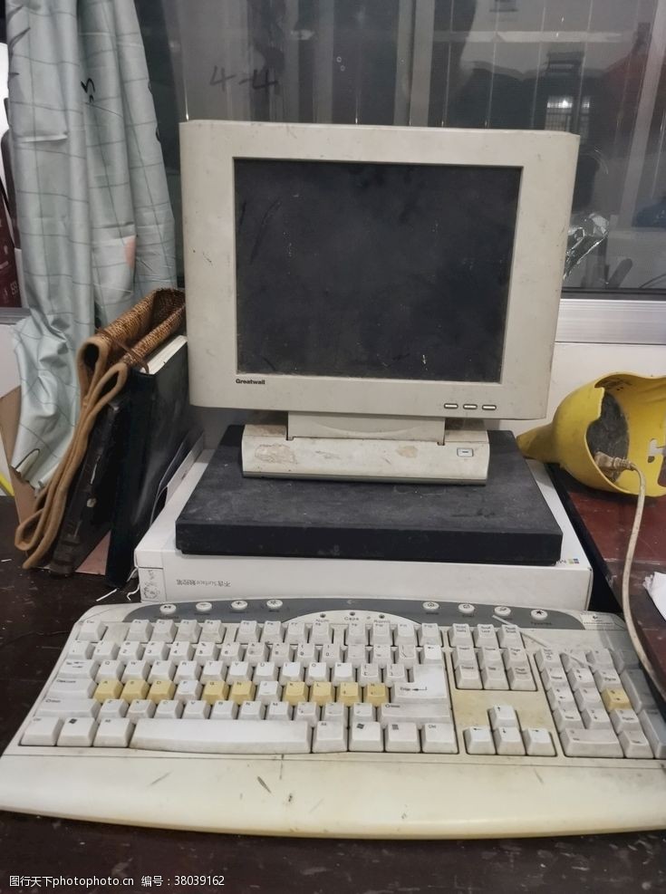 网吧素材旧式电脑老式电脑古董电脑