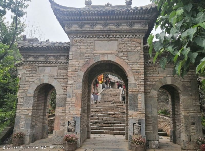 秀丽风景王屋山老街门楼