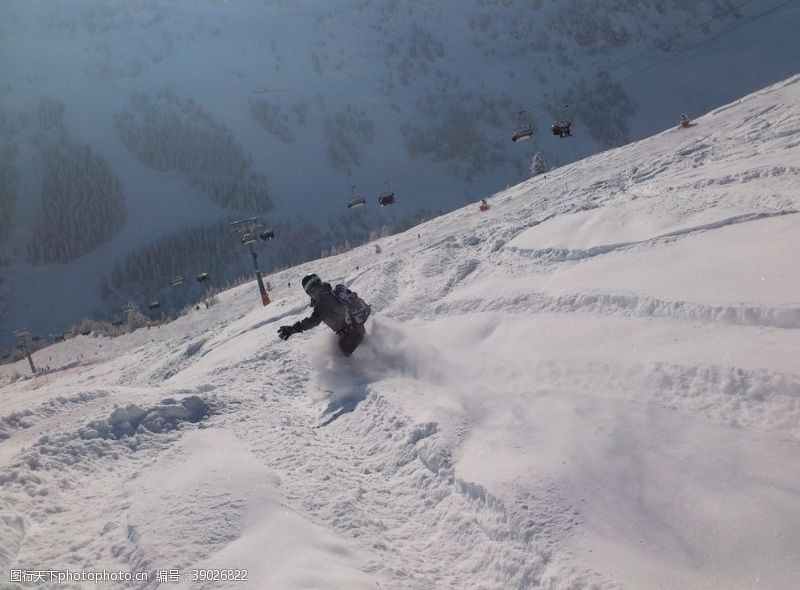 登山宣传滑雪图片