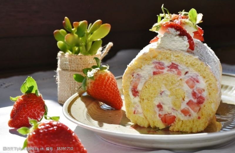 草莓包装草莓蛋糕