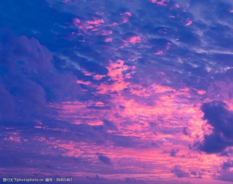 夕阳红天空眩彩天空