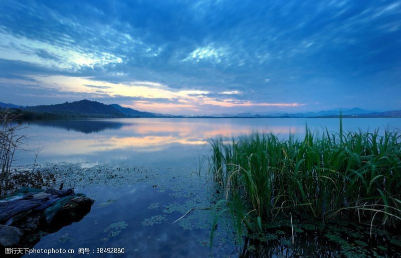 三神山杭州余杭南湖