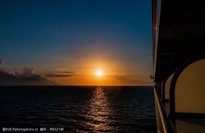 夕阳红天空夕阳大海