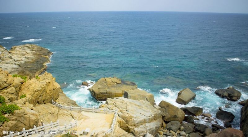 天然石海边风景