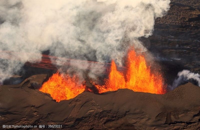 自然闪电火山