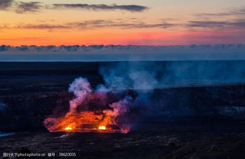 爆闪火山