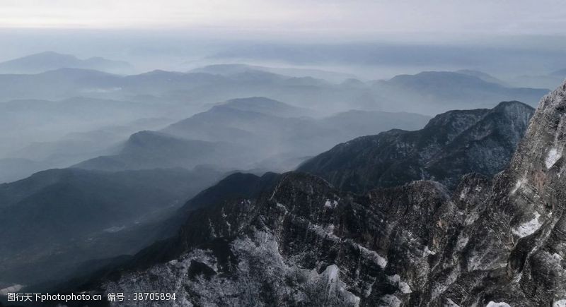 阳台峨眉山