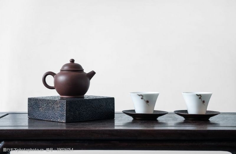 古典茶壶精致茶具图片