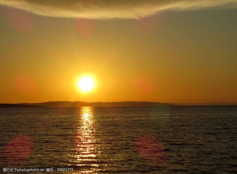 夕阳红天空日出日落图片