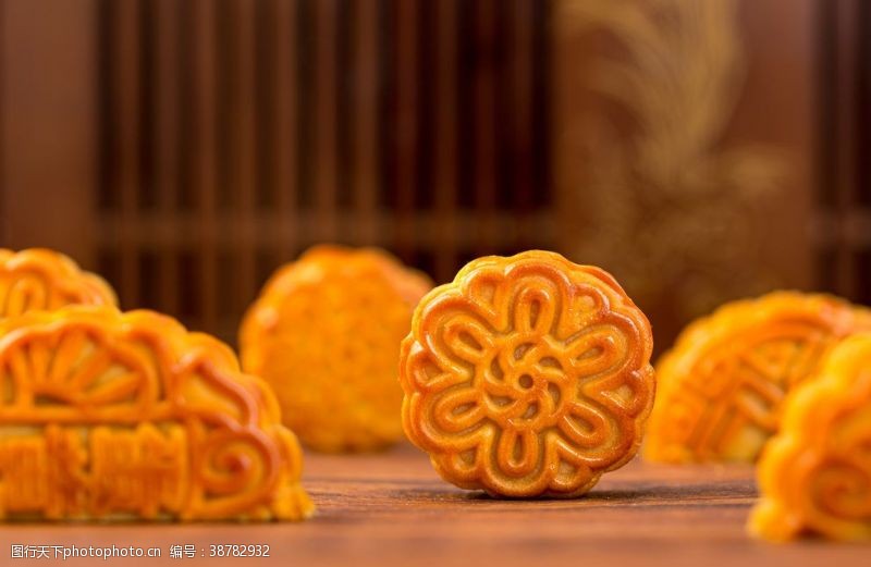 背心传统风格拍摄中秋节月饼