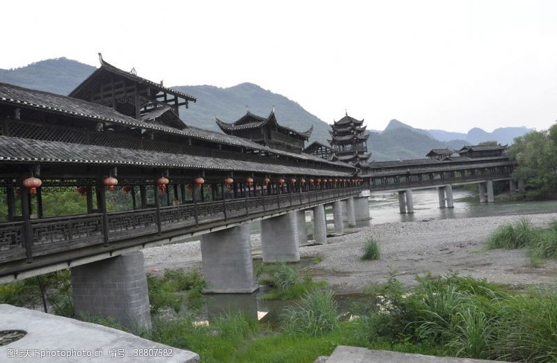 土家风雨桥湘西土家族特色风雨桥图片