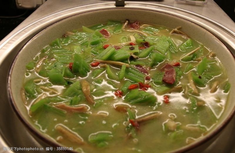 猪肉虾饼菌香苦菜汤
