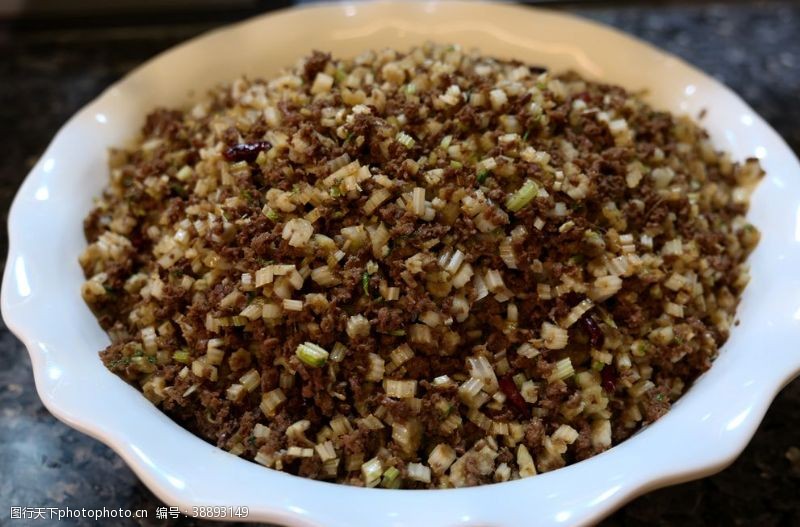 猪肉虾饼芹菜牛肉末