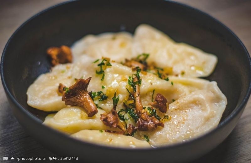 鸡排饭鲜肉饺