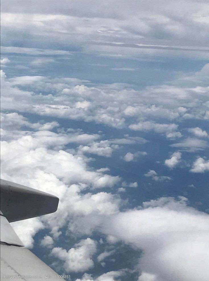 坐飞机云彩图片