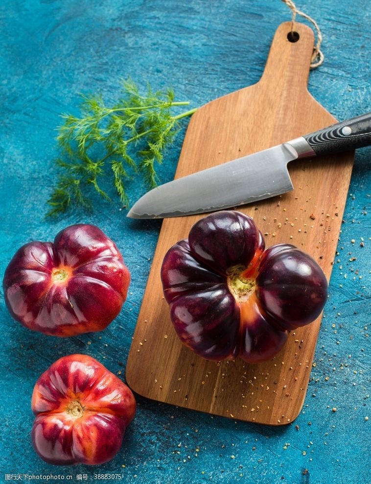 鸡肉紫菜包饭紫番茄