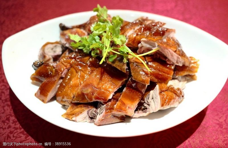 猪肉虾饼烤鸭图片