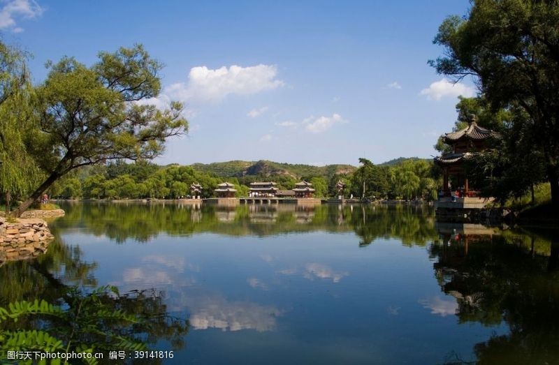 世界名著建筑避暑山庄图片